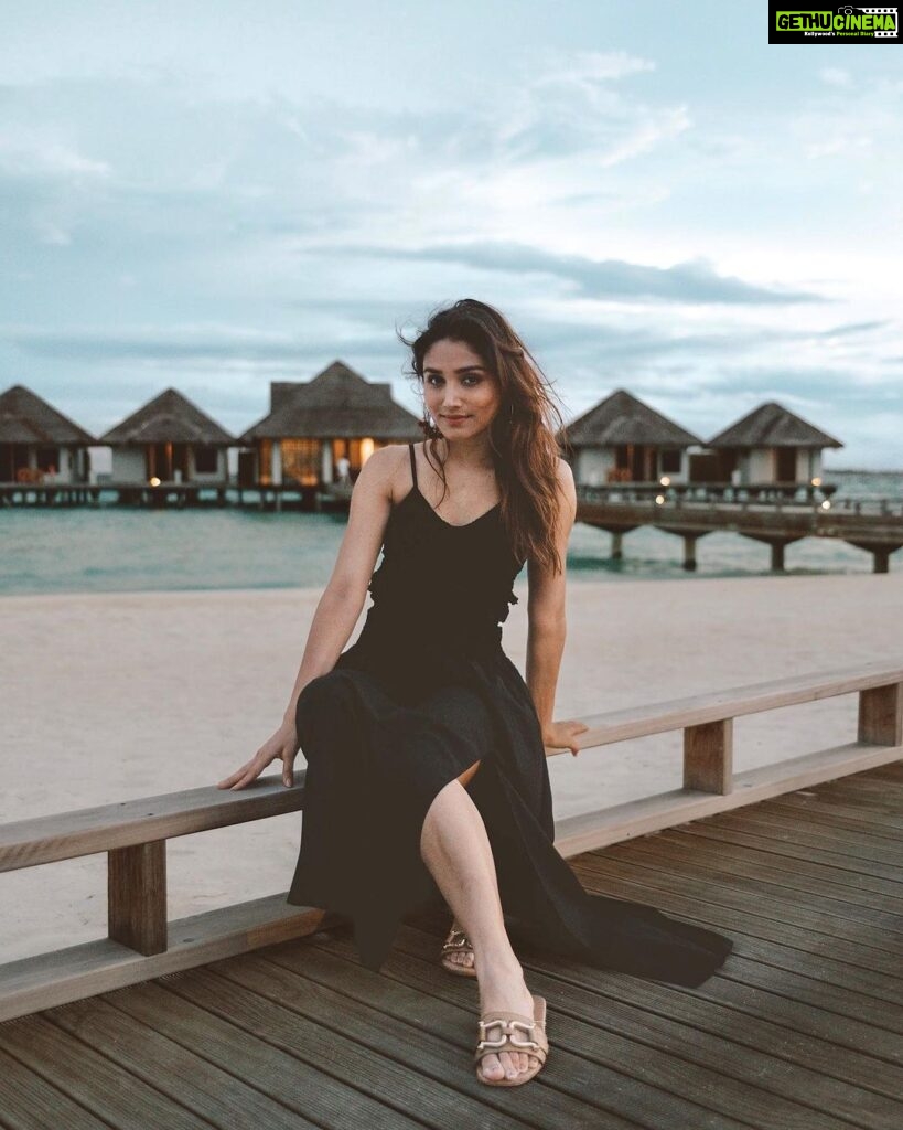 Donal Bisht Instagram - Black is the only color that can make you look classy and simple, charming yet effortless, sexy yet elegant – all at the same time.” 🖤 . . . . . . . . . . . . . . . . . . . . . . . . . @danielleveitchphotography 📸 @leisureloomindia . . #girl #skyisthelimit #doll #diva #hot #explore #donalbisht #elegence #instagood #instamood #goodvibes #happy #maldives #pictureoftheday #best #beautiful #dress #love #pure #instagram #instamood #instalike #blessed #actor #white #lifestyle #outfit #glam #beautiful #looks