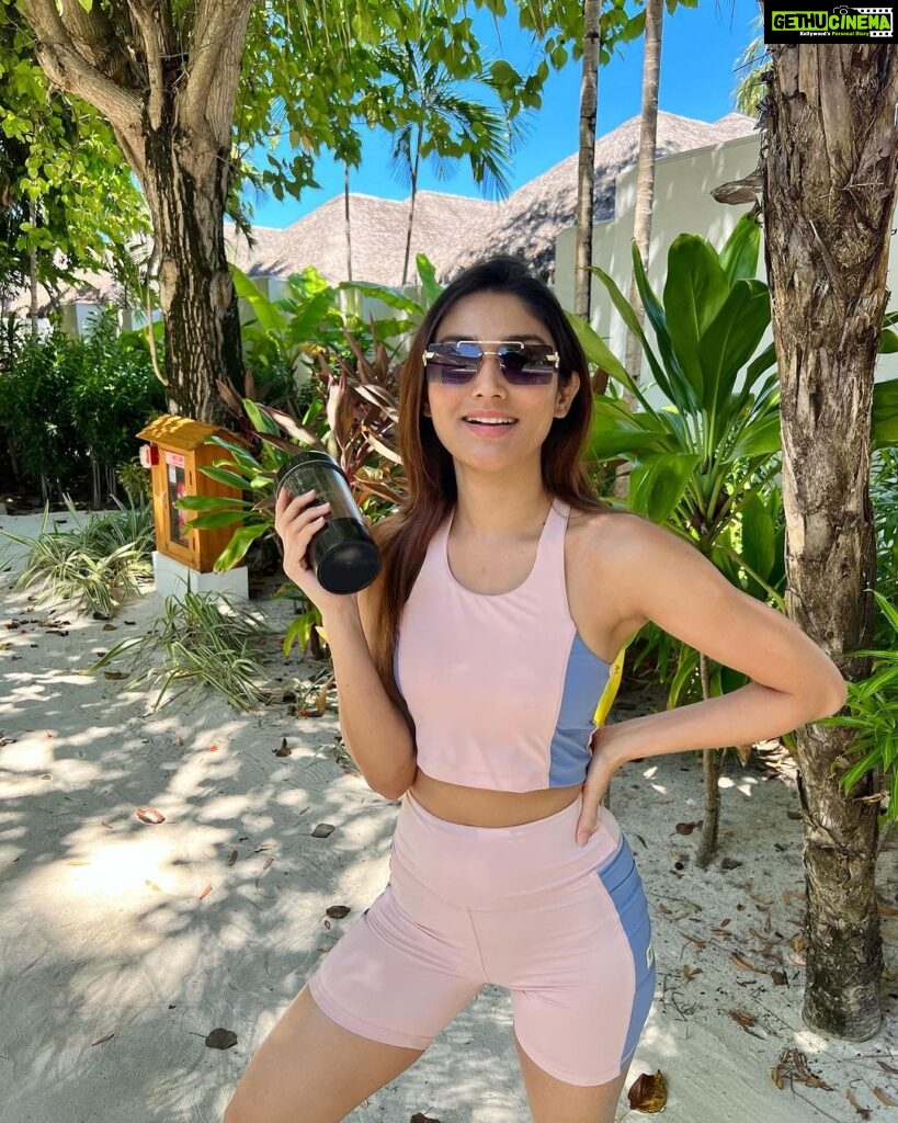 Donal Bisht Instagram - Wherever you go @isopure_india is a must !! 💪💗 #heathyliving #isopure . . . . . . . . . . . . . . . . . . . . . . . . . . . . #girl #wonderland #diva #hot #explore #donalbisht #elegence #instagood #instamood #goodvibes #happy #location #pictureoftheday #best #love #vacay #instagram #instamood #instalike #blessed #actor #lifestyle #protein #health #beautiful #looks #maldives #morning