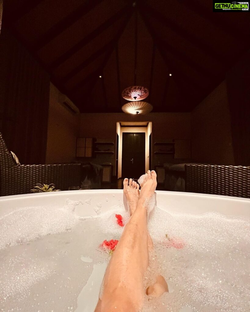 Donal Bisht Instagram - Unwinding!! 🫶 . . . . . . . . . . . . . . . . . . . . . . . . . . . . #girl #leasure #travel #spa #hot #explore #donalbisht #elegence #instagood #instamood #goodvibes #happy #location #pictureoftheday #best #beautiful #dress #love #pink #instagram #instamood #instalike #blessed #actor #beach #lifestyle #vacay #glam #beautiful #looks #maldives #morning Maldives