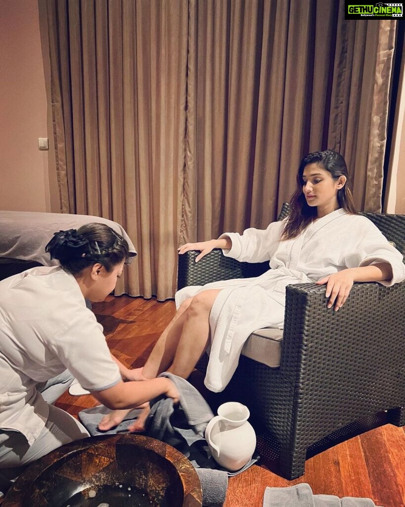 Donal Bisht Instagram - Unwinding!! 🫶 . . . . . . . . . . . . . . . . . . . . . . . . . . . . #girl #leasure #travel #spa #hot #explore #donalbisht #elegence #instagood #instamood #goodvibes #happy #location #pictureoftheday #best #beautiful #dress #love #pink #instagram #instamood #instalike #blessed #actor #beach #lifestyle #vacay #glam #beautiful #looks #maldives #morning Maldives
