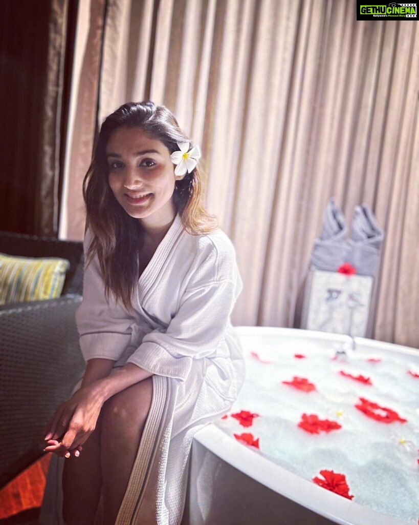 Donal Bisht Instagram - Unwinding!! 🫶 . . . . . . . . . . . . . . . . . . . . . . . . . . . . #girl #leasure #travel #spa #hot #explore #donalbisht #elegence #instagood #instamood #goodvibes #happy #location #pictureoftheday #best #beautiful #dress #love #pink #instagram #instamood #instalike #blessed #actor #beach #lifestyle #vacay #glam #beautiful #looks #maldives #morning Maldives