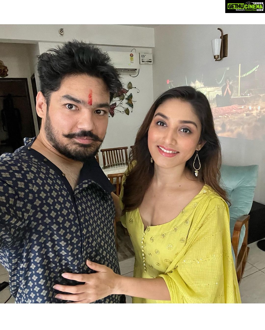Donal Bisht Instagram - Happy Rakshabandhan to everyone!! 🥰❤️ #brothersisterlove #rakshabandhan
