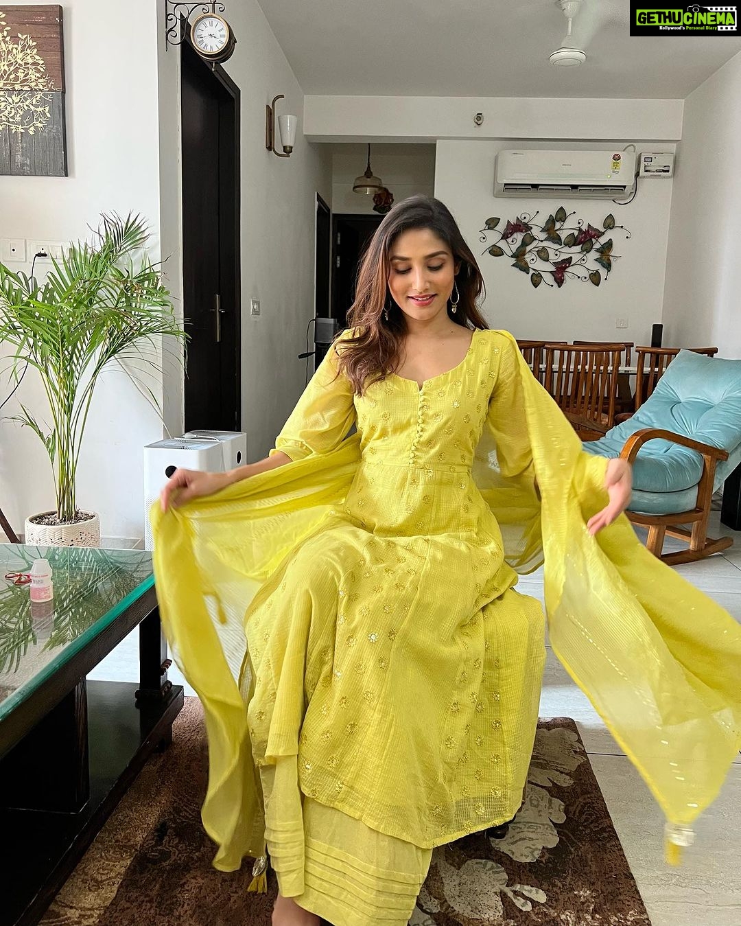 Donal Bisht Instagram - Happy Rakshabandhan to everyone!! 🥰❤️ #brothersisterlove #rakshabandhan