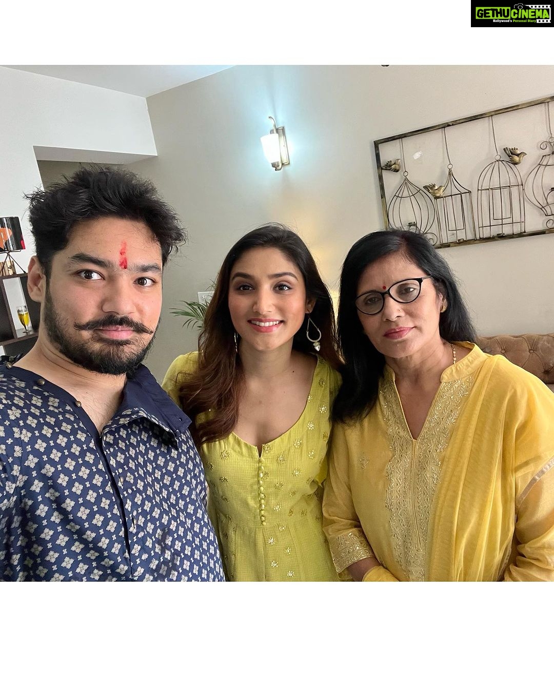 Donal Bisht Instagram - Happy Rakshabandhan to everyone!! 🥰❤️ #brothersisterlove #rakshabandhan