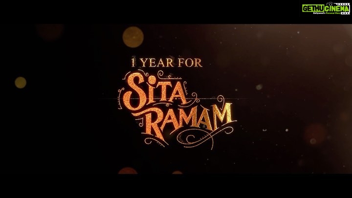 Dulquer Salmaan Instagram - Love conquers all! 💌 As we celebrate #SitaRamam’s one-year anniversary, we wholeheartedly thank our audience for the never-ending love. #1YearOfSitaRamam @dqsalmaan @hanurpudi @mrunalthakur @rashmika_mandanna @sumanth_kumar @bhumika_chawla_t @vennelakish @sharma_murli @tharunbhascker @composer_vishal #PSVinod #KotagiriVenkateswaraRao @mrsheetalsharma @vyjayanthimovies @swapnacinema @dqswayfarerfilms @swapnaduttchalasani @priyankacdutt @sonymusic_south @tsunilbabu @ali_thohts @prasanth_ank7 @shreyaas_krishna @madhankarky @ashwathbhatt @sillymonksnt @shreyasgroup @swiggyindia @paytmtickets @radiocityindia @geethagautham @anilandbhanu @ursvamsishekar @prasad_darling @mrinal96 @sheelapanicker026 @bendthespoonmarketing