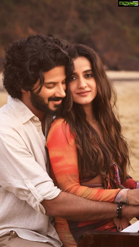 Dulquer Salmaan Instagram - We re-wrote our forever ❤️ #Heeriye is all yours now! @dqsalmaan @arijitsingh @warnermusicindia @taanitanvir @maahir_as @kaushal_dp @dipak_d_bhosale @theghatak @roy_al_music #Heeriye #JasleenRoyal #ArijitSingh #DulquerSalmaan #OutNow