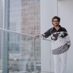 Dulquer Salmaan Instagram - 1 day to go.. can’t wait to see you all in Cinemas worldwide ! #KingOfKotha Styled by @harmann_kaur_2.0 Style team @anokha_ann @poojakaranam @neharathi_ Outfit @twopointtwostudio Make up @av_ratheeshcinema Hairstylist @saurabhbhatkar Photographer @sbk_shuhaib