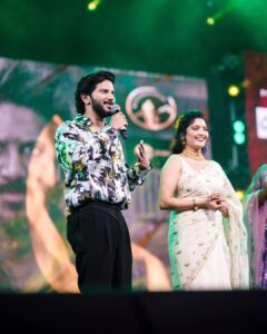 Dulquer Salmaan Instagram - The best homecoming we could ever ask for !! Thank you Kochi for the immense love, participation and encouragement ! Our cinema is viewed and loved across the world and our goal with “King Of Kotha” is to reach the maximum audiences as widely as we can at the same time !! 

So so grateful for all this love even before the release of KOK. 

Styled by @harmann_kaur_2.0 
Style team @anokha_ann @poojakaranam 
Outfit @zafirandshadab
Make up @av_ratheeshcinema
Hairstylist @saurabhbhatkar 
Photographer @sbk_shuhaib