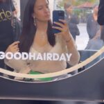 Elena Roxana Maria Fernandes Instagram – Always a good hair day with @ghditalia 
Thank you for saving me during the downpour in between shows at Milan Fashion week. Completely obsessed with the GHD Duet Style
@brave_talents 

#bravemilano #ghd #ghdduetstyle #easyhairstyle #hairreels #naturalbeauty #goodhairday #milanfashionweek