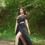 Elnaaz Norouzi Instagram - 🖤 Outfit : @shantanunikhil @snbyshantanunikhil Styling : @stylingbyvictor @sohail__mughal___ Accessories : @ethnicandaz HMU : @nidhiagarwalmua