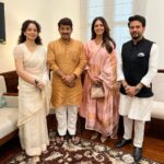 Esha Gupta Instagram - नया संसद, नई सोच, नया दौर, नया भारत! Honoured to be a part of this historic day today at the Parliament House, to witness the first session held in the new parliament. Thank you @narendramodi ji for focusing towards women upliftment. #womenreservationbill Parliament Of India, संसद भवन