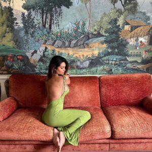 Esha Gupta Instagram - Green