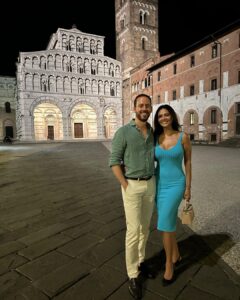 Esha Gupta Instagram - Storia d'amore italiana