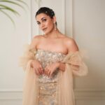 Esha Kansara Instagram - Drama….but style it with a smile 🤍🫶 Styled by @styleitwithniki Photography @chiragpanchal__ Outfit @purvacouture_ Jewellery @fashka HMU by yours truly 🤓 Shot at @scenes.bnb #3ekka #premierenight