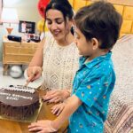 Esha Kansara Instagram - Pav bhaji and pulav party for this year’s bday 🤓 thank you for your lovely wishes 🫶🥳🙏🥰🤍❤️