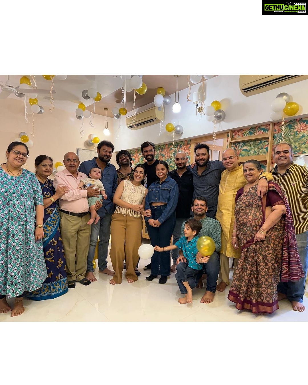 Esha Kansara Instagram - Pav bhaji and pulav party for this year’s bday 🤓 thank you for your lovely wishes 🫶🥳🙏🥰🤍❤️