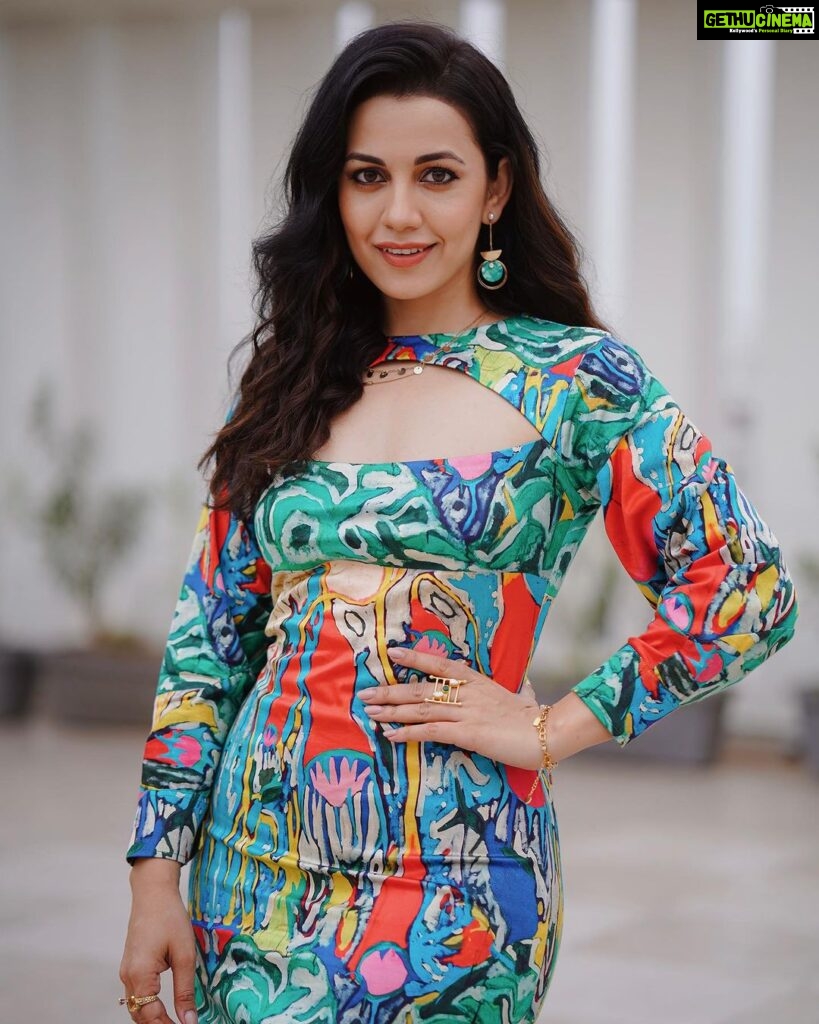 Esha Kansara Instagram - How much Color is too much Color? 🤷‍♀️🥳🤓 Styled by- @styleitwithniki Dress- @digvijaysingh_artwear Bracelet and ring- @kenayosha Photography- @i_m_lucky_sing__