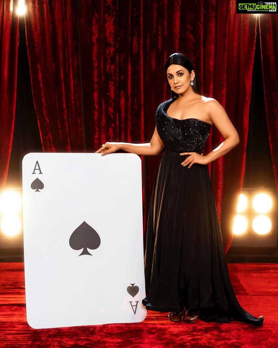 Esha Kansara Instagram - Thanking you for showing love to Jhanvi ♠️ Produced by: @fifteenproduction_ & @jannockfilmsllp Photography : @theabhivalera Videography : @kpfilms31 Hair & makeup @aanalsavaliya Styling : @urvashi11 & @vrinda.fashionstylist Outfit : @disha_vadgama Jewellery : @__rajasthanjewellers__ Art & creatives: @fifteenproduction_ Photo Retouch: @intotheprags Fifteen production team : @meetpatel10 @just_jd07 @yess_drama
