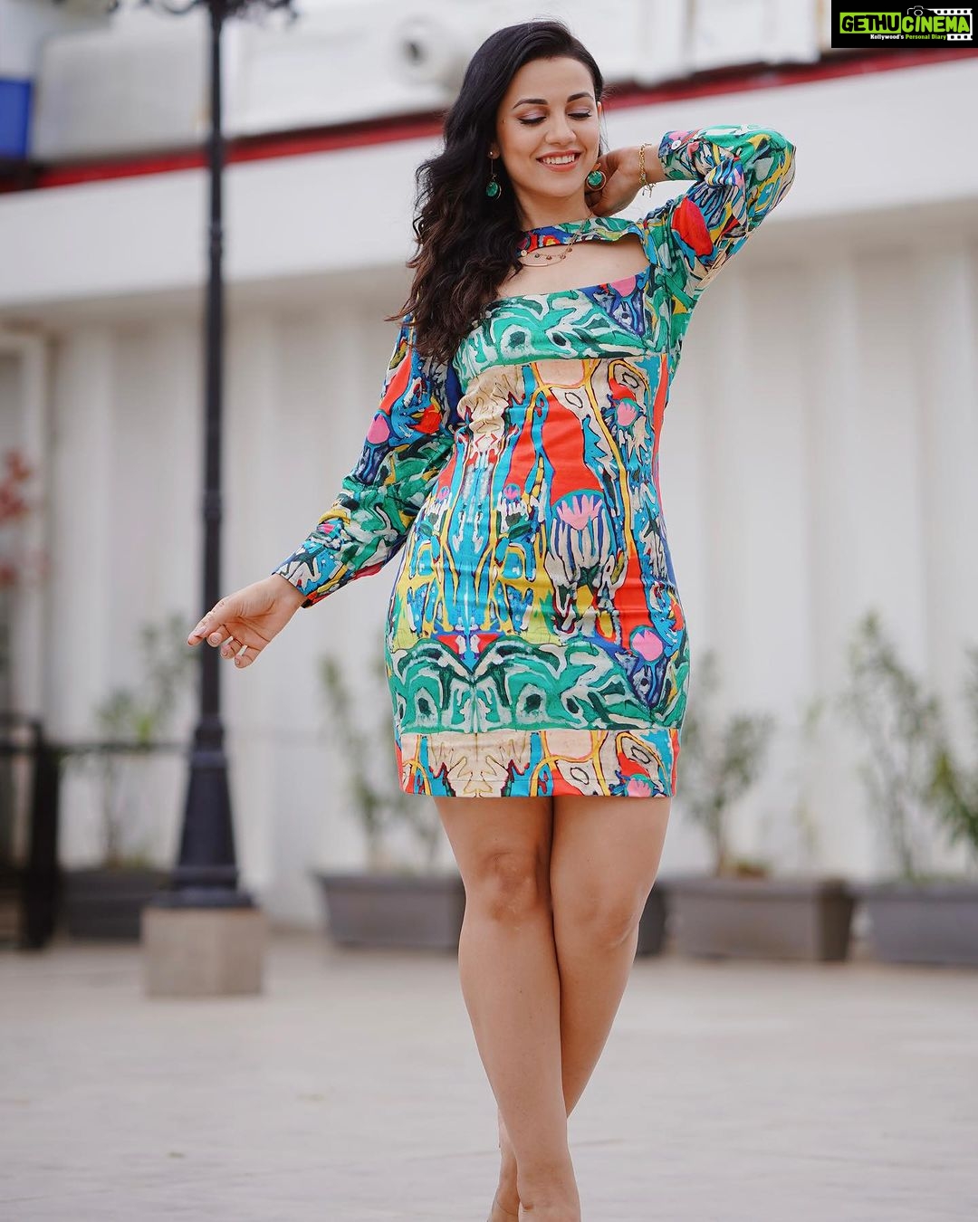 Esha Kansara Instagram - How much Color is too much Color? 🤷♀️🥳🤓 Styled by- @styleitwithniki Dress- @digvijaysingh_artwear Bracelet and ring- @kenayosha Photography- @i_m_lucky_sing__