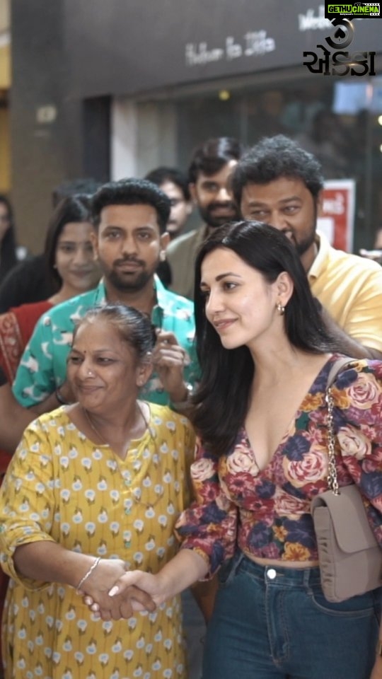 Esha Kansara Instagram - પબ્લિકને ગમ્યું છે, એટલેજ તો બોક્સ ઓફિસ પર જામ્યું છે! જનતા વર્ડીક્ટ - superhit! 3 EKKA Running successfully in cinemas near you! Starring @actoryash @malhar028 @mitragadhvi @esharkansara @kinjalrajpriya @tarjanee_official @dharmesh64 and @hitukanodia Produced by @anandpandit and @vaishalshah7 Directed by @rajesh_filmcrafting Written by @parth__85 and @chetandaiya Creative director @parth__85 @anandpanditmotionpictures @jannockfilmsllp @jojoapp.in @colorsgujaratiofficial #3Ekka#TronEkka