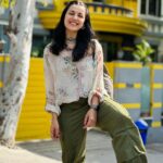 Esha Kansara Instagram - Friends colony mein se apko namaste friends! 🤓 Friends Colony (East)