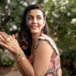 Esha Kansara Instagram - Shukriya aap sabko!🌸😘🙏🫶❤️🥳 For all the love for Jhanvi & me in 3 ekka!🥹🌟 3 ekka running successfully in cinemas near you! Styled by @styleitwithniki Photography @chiragpanchal__ Outfit- @capisvirleo Jewellery- @aditi_bhatt