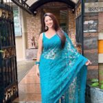Eshanya Maheshwari Instagram - I am all set to turn heads this wedding season. Elevate the glamour at every wedding with Flipkart’s makeup collection! Create your own beauty routine using my beauty code “”””FLIPKARTBEAUTY10””””(Steps given below) and buy beauty products available at unbelievable discounts on Flipkart during The Big Billion Days!!! Contest Alert!! Rules: - Upload your look - Tag @FlipkartLifestyle and @Flipkart - Use #BigBillionBeautyFest hashtag - Best looks will get reposted through official Flipkart Lifestyle Handle Coupon Redemption steps - Steps to redeem the coupon: - Go to the “”””Accounts”””” tab on the Flipkart App. - Go to Coupons and click on Add Coupon - Write “”””FLIPKARTBEAUTY10”””” in the pop up window - Click on the “”””Add Coupon”””” window and make your shopping bag!! Check out my pinned comment. #FlipyourLook #FlipkartBeauty #FlipkartLuxe #BigBillionBeautyFest #TheBigBilionDays”
