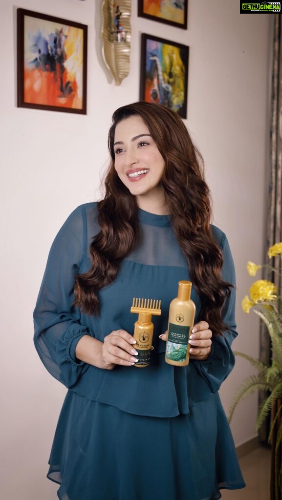 Eshanya Maheshwari Instagram - Hello, everyone! 🌟 Let’s have an honest chat about those pesky dandruff issues – trust me, I’ve been through it too. But guess what? I’ve found the solution! 🎉 Introducing @indulekha_care’s Svetakutuja Hair Oil and Dandruff Trearment Shampoo, your ultimate rescue team. The Indulekha Svetakutaja Hair Oil has been clinically tested and proven to reduce dandruff in just 2 weeks* #AD #IndulekhaSvetakutaja #AntiDandruff #IndulekhaHairOil #haircare #IndulekhaHairOil #IndulekhaPartner #indulekhahaircare #byebyedandruff *Basis clinical study conducted by independent Clinical Research Organization in 2022