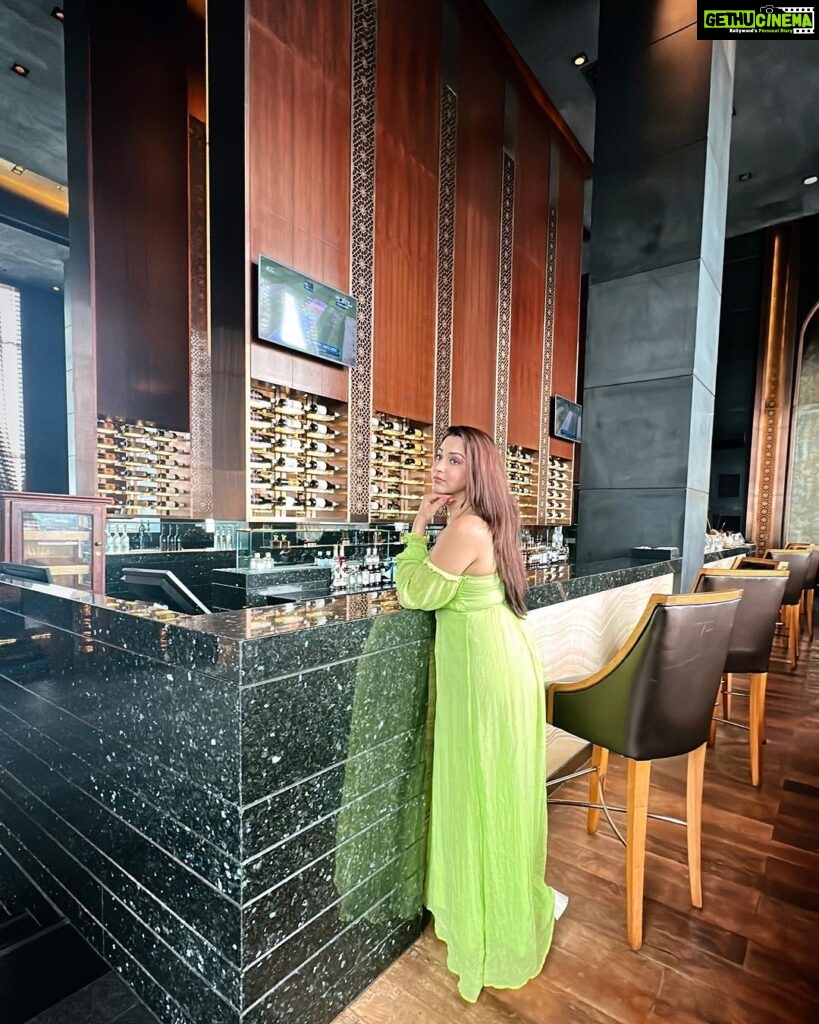 Eshanya Maheshwari Instagram - Her aura was a warm chaos ✨ Wearing- @coverstoryfsl 💚 📍- @jwmarriottpune #weekendvibes #Esshanya #Ootd #Pune #Staycation #EsshanyaMaheshwari J.W Marriott, Pune