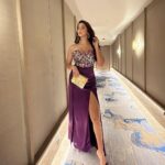 Eshanya Maheshwari Instagram - What’s My Hashtag…..? 👇🏻 #LifestlyeInfluenerOfTheYear 💜 Thank you @exhibitmagazine For This Recognition And Encouragement. Truly Grateful And What An Amazing Night ✨ Totally #TheViralNightOdTheYear 🤩😅 Outfit- @maheshwariswathi 💜 Shot by - @shubz.photo #ExhibitMagazine #InfluencEX23 #Lifestlyeinfluencer #Esshanya JW Marriott Goa