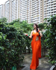 Eshanya Maheshwari Instagram - Happy Independence Day 🇮🇳
 "A nation's culture resides in the hearts 
and in the soul of its people."

Styled by @maheshwariswathi 
📍- @jpinfra 

#happyindependenceday #independenceday #15thaugust #esshanya #india #celebration