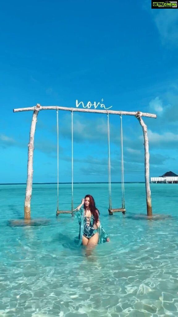 Eshanya Maheshwari Instagram - Aaj blue hain Paani aur din bhi sunny ☀️✨ 📍- @novamaldives Swimwear set - @urbanic_in #bluehainpaanipaani #novamaldives #Maldives #Travel #Esshanya #EsshanyaMaheshwari #TravelBlogger Nova Maldives