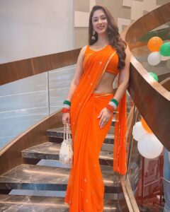 Eshanya Maheshwari Instagram - Happy Independence Day 🇮🇳
 "A nation's culture resides in the hearts 
and in the soul of its people."

Styled by @maheshwariswathi 
📍- @jpinfra 

#happyindependenceday #independenceday #15thaugust #esshanya #india #celebration