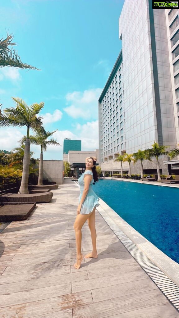 Eshanya Maheshwari Instagram - Searching for pure luxury in Pune ? Let me share my unforgettable experience at @jwmarriottpune From seamless check-in to a spacious, amenity-filled suite, every moment was a blissful escape. 💫 The plush bed ensured dreamy nights, while the pool and fitness center kept me energized and refreshed. 🏊‍♀💪 Sipping on zesty lime juice and savoring flavorful Indian cuisine at Pasha Restaurant was a culinary delight. 🍹🍽 The vibrant bar and the rejuvenating bathtub added to the perfect retreat. Waking up to an exquisite breakfast was the cherry on top! 🌅 If you’re seeking luxury, comfort, and warm hospitality in Pune , @jwmarriottpune is the place to be. Can’t wait for my next visit! 🌟 . . #JWMarriotPune #LuxuryGetaway #Esshanya #Styacation #LuxuryHotels #DiveIntoMyBed #EsshanyaMaheshwari J.W Marriott, Pune