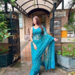 Eshanya Maheshwari Instagram - Hum Tho Ganesh Chaturthi Ke Deewane Hain 😇✨🙏 Saree by @sochstories #ganeshchaturthi #ganesha #ganpati #saree #sareelove #esshanya