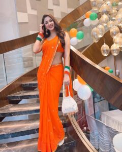 Eshanya Maheshwari Instagram - Happy Independence Day 🇮🇳
 "A nation's culture resides in the hearts 
and in the soul of its people."

Styled by @maheshwariswathi 
📍- @jpinfra 

#happyindependenceday #independenceday #15thaugust #esshanya #india #celebration