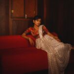 Esther Anil Instagram - Onam vanallo… 🌸 Designed and styled : @amritha_lakshmi___ @styledby_al_ Photography : @merin__georg Mua : @sreegeshvasan_makeupartist Costume : @kritilabel Accesories : @goodwillcollectionskerala Location : @kondai_lip_resort Special thanks : @book_vacations
