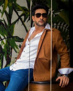 Fahmaan Khan Instagram - How about a VLOG as next upload? YouTube page  link in my bio. 

Photographer - @navindhyaniphoto
Styled by @instylewithaditi
Costume  @ahegas.in
Location - @radissonblumumbaiairport