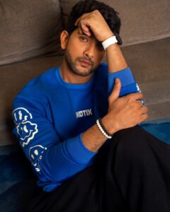 Fahmaan Khan Instagram - Blue is the color of calmness. You can still radiate a little bit of heat around it 😁 what say you to that aain? 😉 Clicked by @navindhyaniphoto Location @radissonblumumbaiairport Artist reputation management @oceanmediapr Outfit by @exotix.in Styled by @instylewithaditi