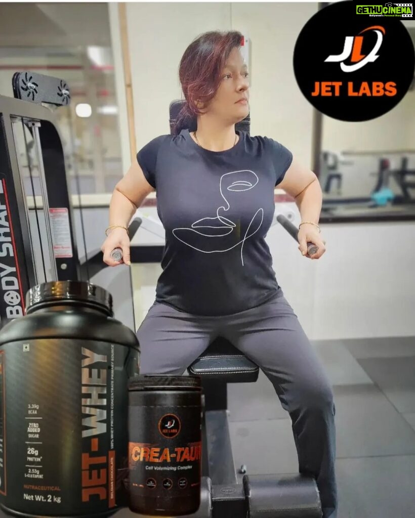 Falguni Rajani Instagram - No pain, No gain nutrition supplement by @jetlabs.in #stayfit #stayhealthy #workout #strenghthtraining #cardio #yoga #sportsnutrition #supplementstack