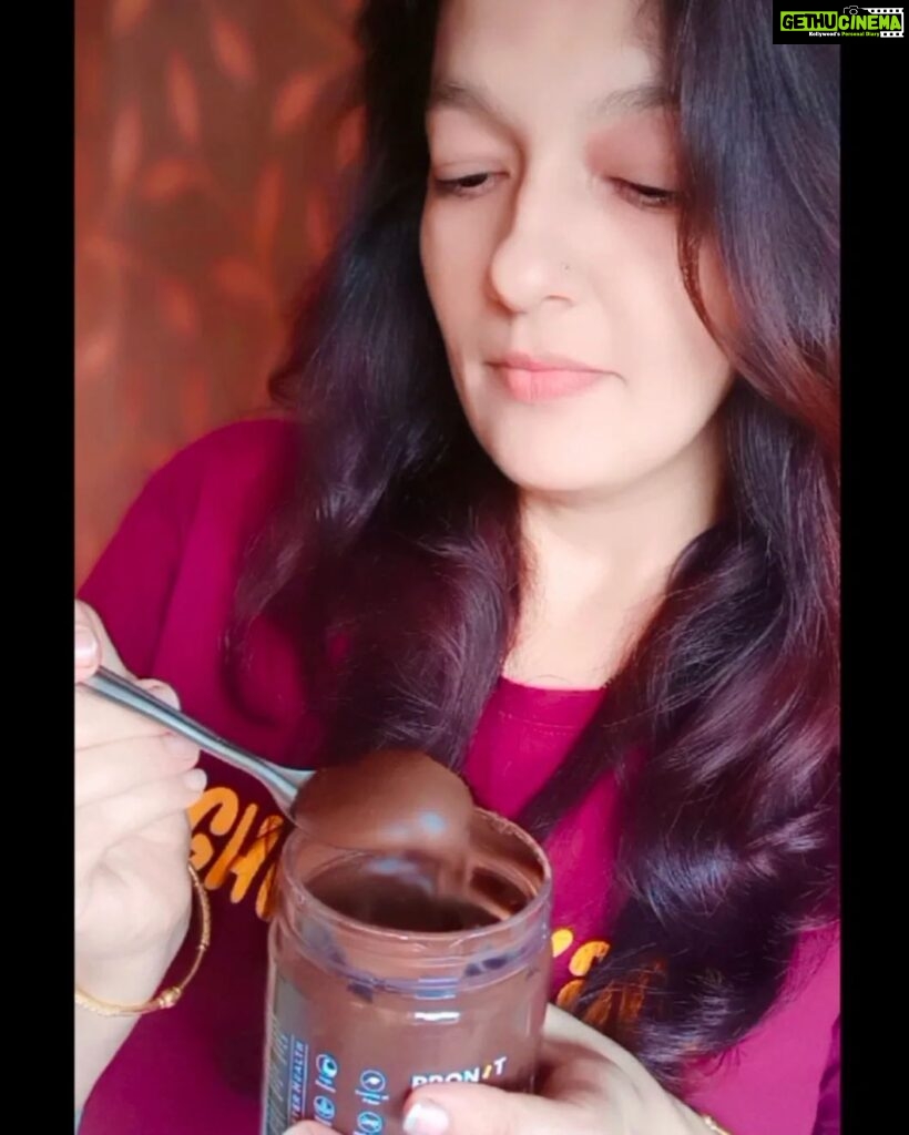 Falguni Rajani Instagram - Yummy, Creamy and choclate taste peanut butter by @pronut.in
