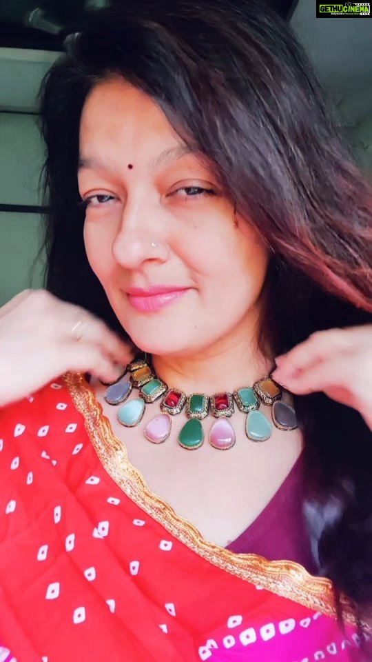 Falguni Rajani Instagram - The most altering item you can wear is Jewelry @saraf_rs_jewellery