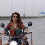 Fatima Sana Shaikh Instagram - #bts #dhakdhak Nothing beats riding across states for a movie. Releasing 13th October in the theatres.
