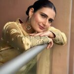 Fatima Sana Shaikh Instagram - Gold dust. Wearing @raw_mango 📷 HMU @myrra_makeup_art