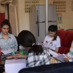 Fatima Sana Shaikh Instagram - Workshops, readings aur khoob saara Mazza. #dhakdhak
