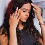 Fenil Umrigar Instagram - fall in love with yourself 🤍