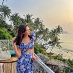 Fenil Umrigar Instagram - Calmness 🌴🌊 ✨🫰🏼 #peace #nature #serenity