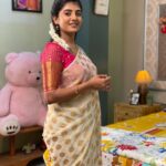 Gabriella Charlton Instagram - Mandatory ones ✨ Saree and blouse @sdduniqueboutique_97 ❤️