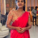 Gabriella Charlton Instagram - Mandatory ones ✨ Saree and blouse @sdduniqueboutique_97 ❤️