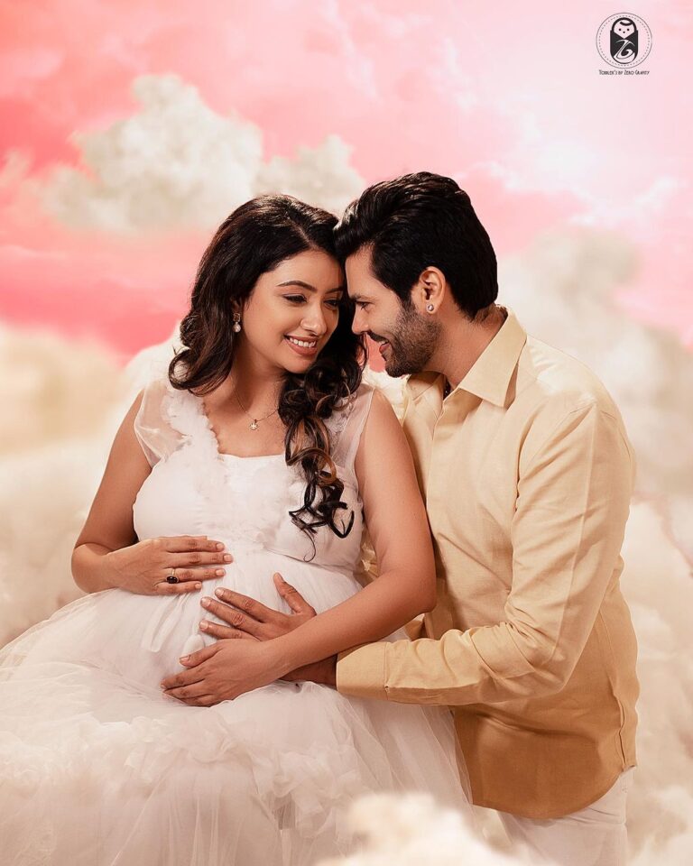 Ganesh Venkatraman Instagram - The warmth of togetherness adds to the health of the baby to be born in no small measure 🩷 • Studio & Maternity Gown - @artista_propshop •MUA- @kaviyaartistry_off •Outfit for @talk2ganesh - @his_studio • Creative set up - @vermiliondecors • Concept & Photography 📸 - @toddlersbyzerogravity . For bookings, contact: +919840767566 https://zerogravity.photography Shot on @canonindia_official . . . #love #maternity #bliss #pregnant #couple #happy #awaiting #instagood #zerogravityphotography Zero Gravity Photography